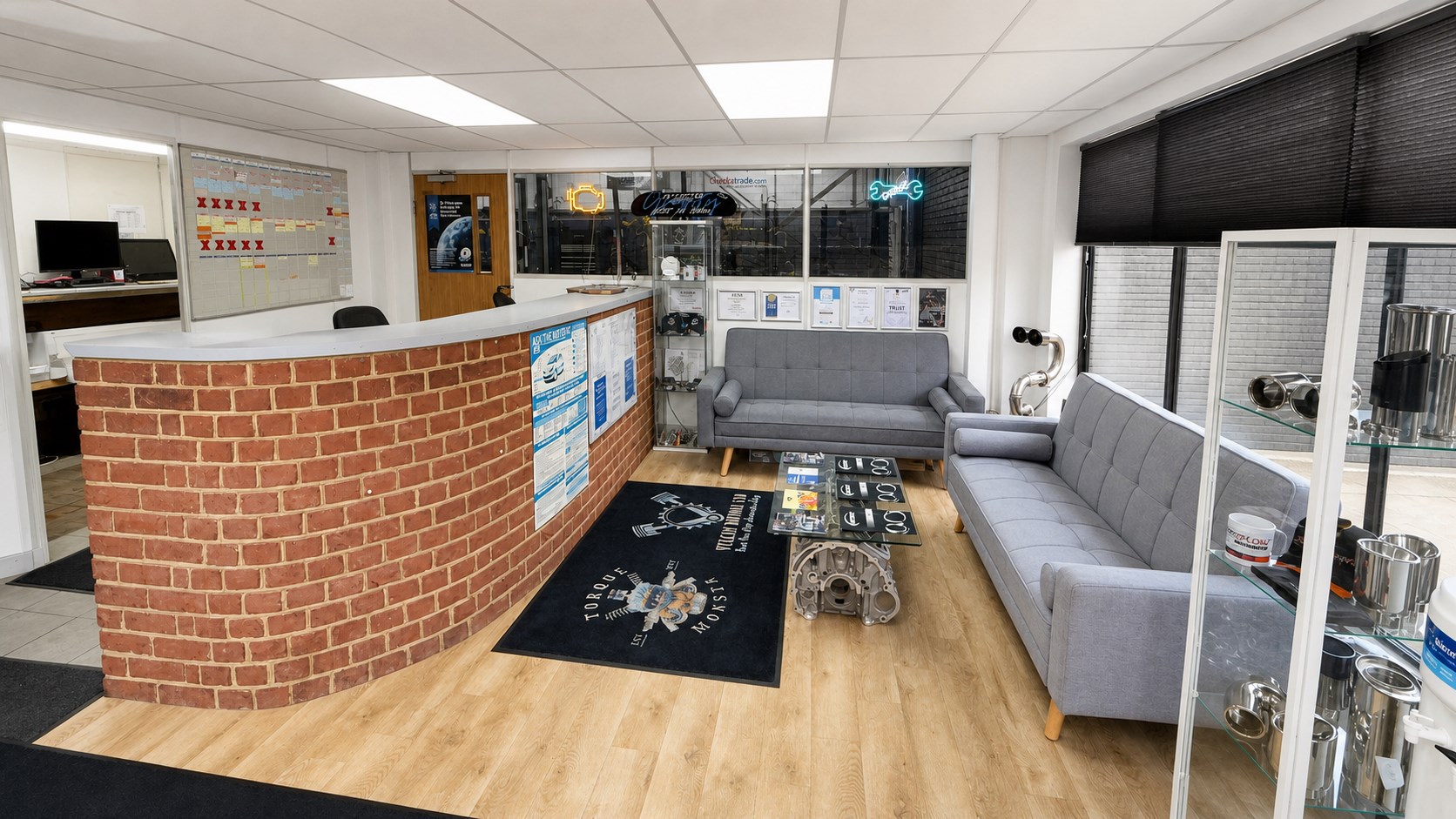 A friendly reception and a clear handover